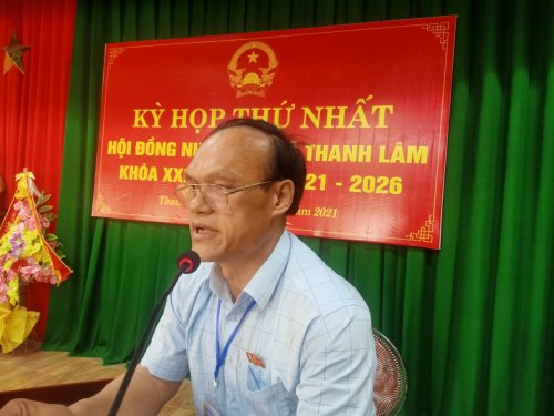 bí thư.jpg